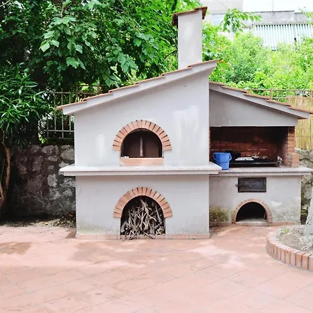 House Apartment *
